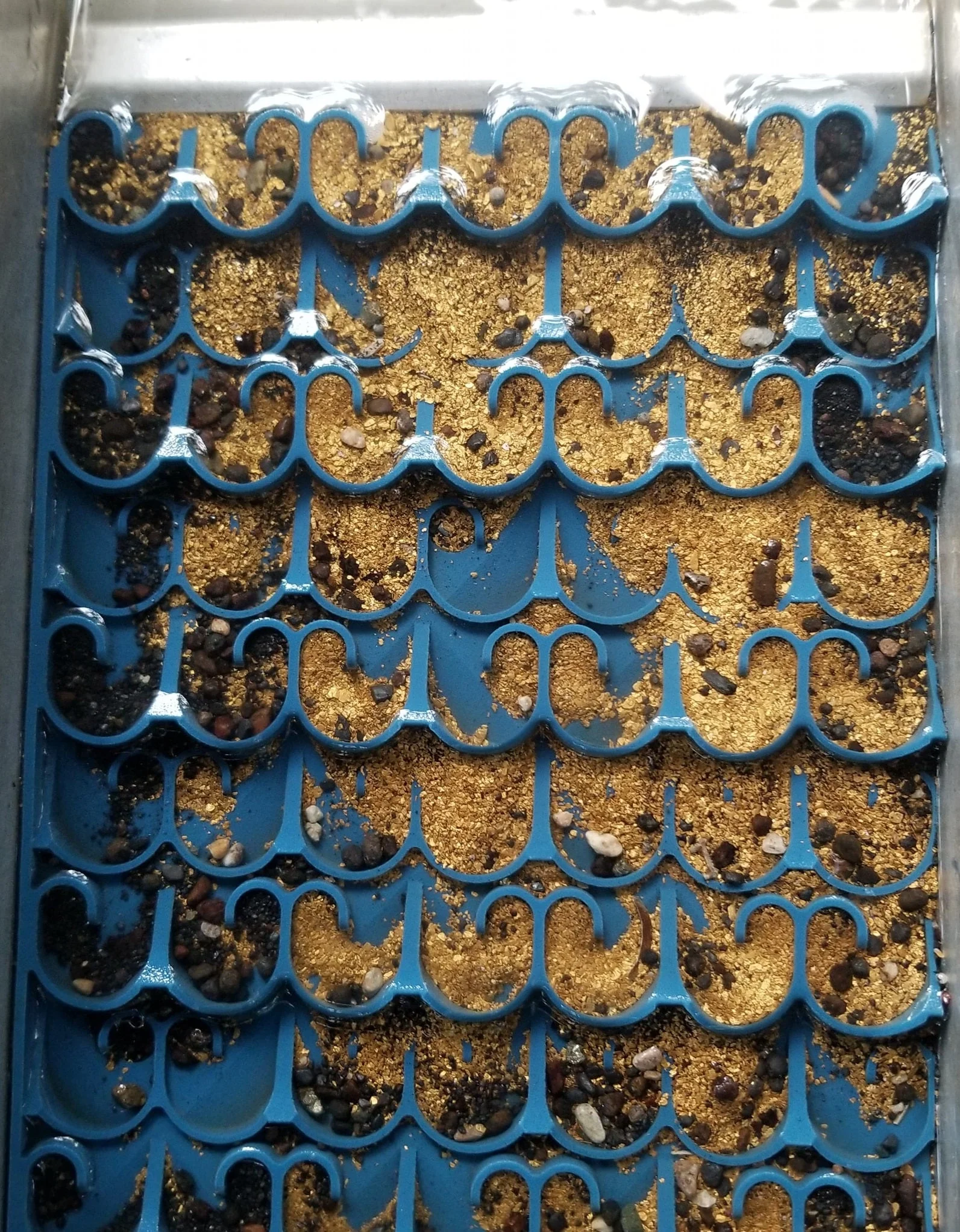 6X24 Trek Gold Sluice Box with Mini/Micro Dream Mat Kit - Image 3