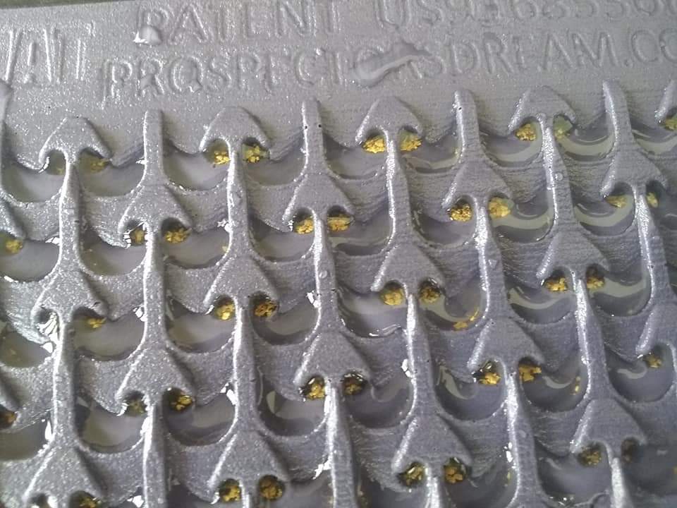 Gold Cube Tray with Micro (2nd Gen) Dream Mat | Gold Mining Equipment - Image 9